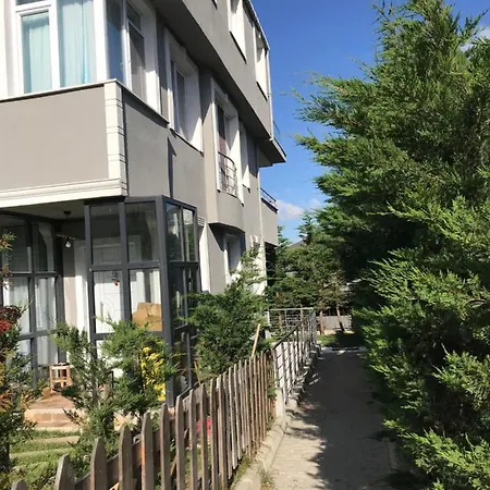 فيلة Orman Manzarali Muestakil Genis Villa *