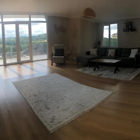 Orman Manzarali Muestakil Genis Villa فيلة Arnavutkoy